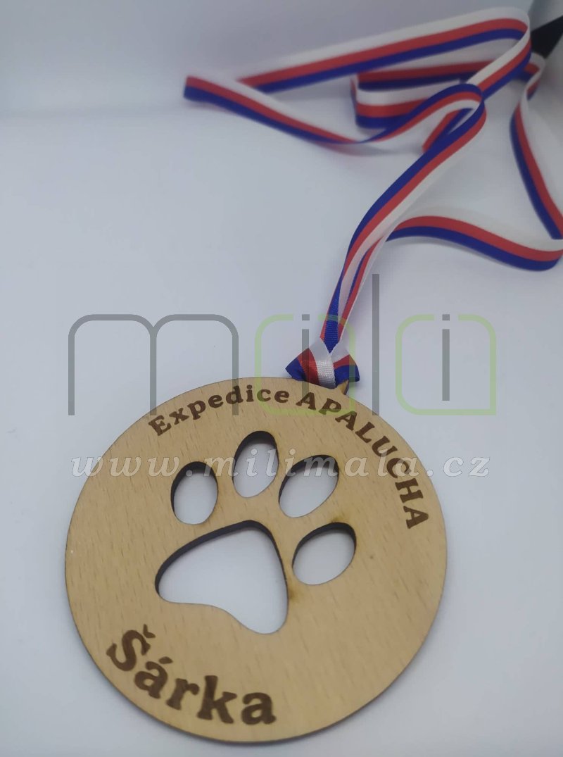 Dřevěná medaile 6cm se stuhou - výřez