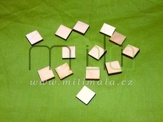 Drobné dřevěné výřezy - ČTVEREČEK 1,5 cm - 50 ks